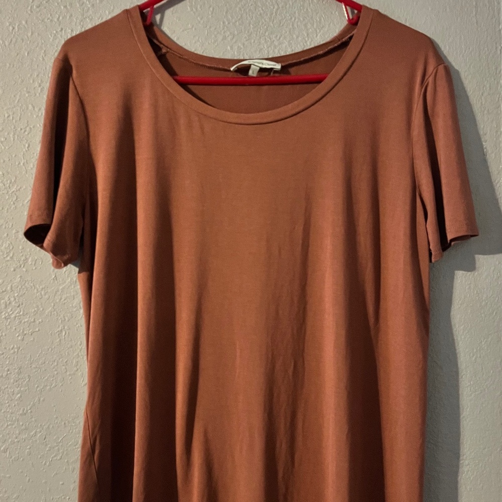 Emma’s Closet‎ Boutique Crew Top Women’s Size Large Brown Short Sleeve NWOT